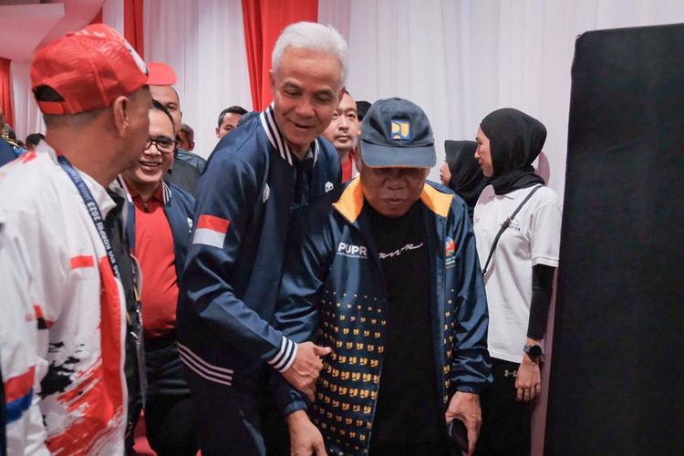 Meriahkan Pembukaan PORNAS KORPRI XVI, Ganjar dan Menteri Basuki Duet Nyanyikan Lagu Bento