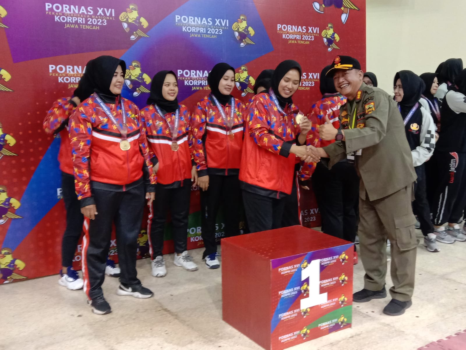 Diluar Dugaan, Tim Bulu Tangkis Beregu Putri Raih Juara